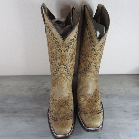 Circle G Corral Women's Embroidery Square Toe Western Boots Light Sand - Picture 2 of 6